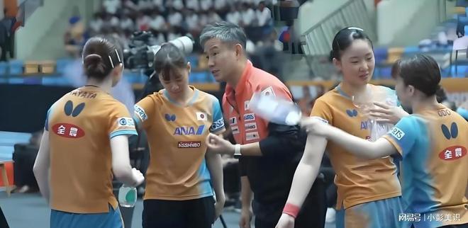 请暂停期间张本美和把不爽写在了脸上pg电