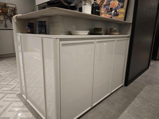 地中心望云售楼处电话：顶奢生活之选电子pg十一月百度热搜 @中环置(图15)