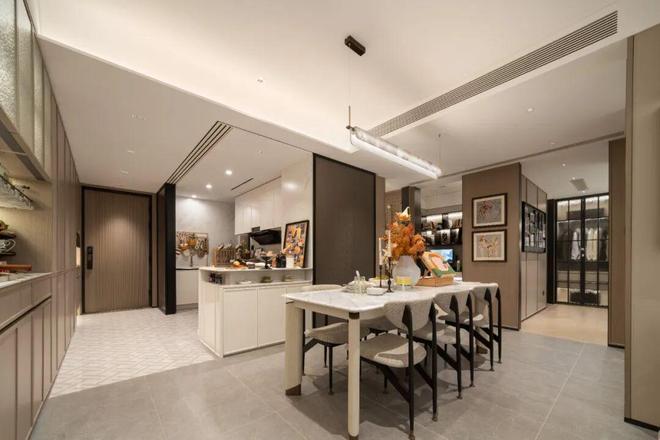 地中心望云售楼处电话：顶奢生活之选电子pg十一月百度热搜 @中环置(图11)