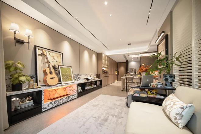 地中心望云售楼处电话：顶奢生活之选电子pg十一月百度热搜 @中环置(图19)