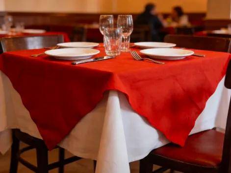 什么颜色最吉利？pg电子试玩桌布(图1)